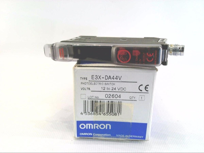 OMRON E3X-DA44V