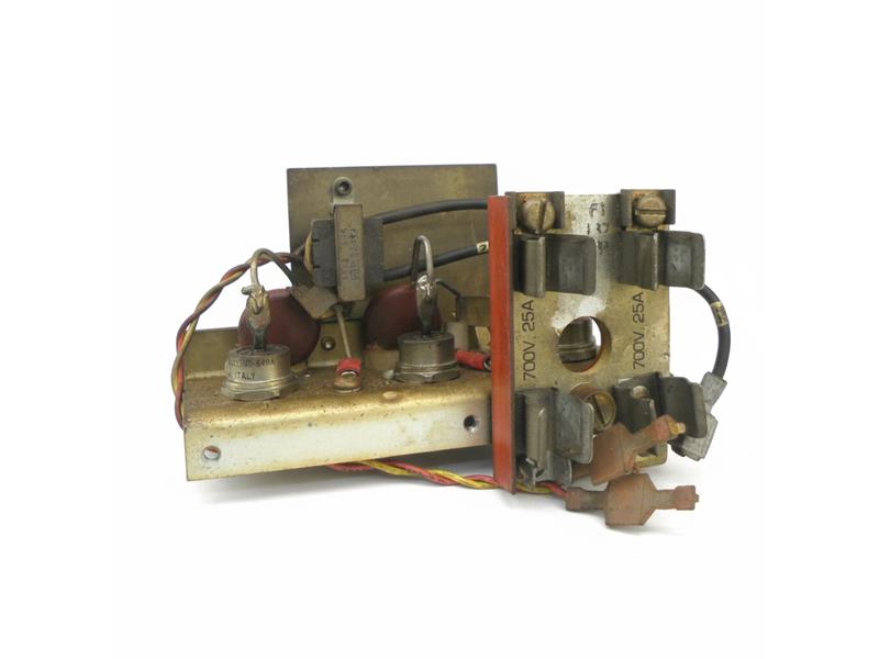 705330091R por ASEA BROWN BOVERI