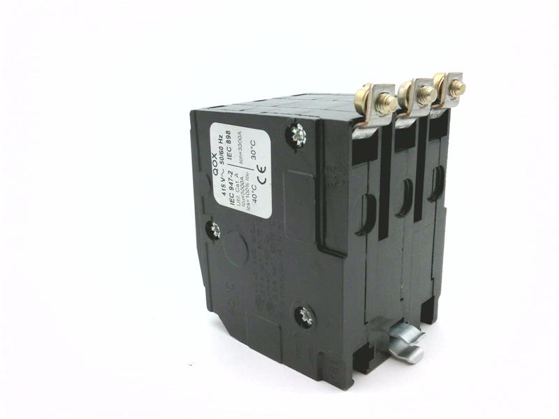 SCHNEIDER ELECTRIC QOBXD332
