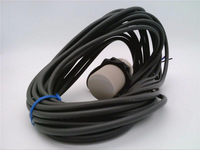 OMRON E2F-X10E1 10M