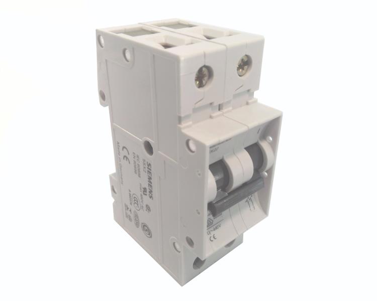 SIEMENS 5SX2203-8