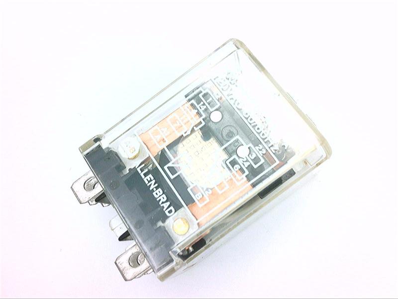 ALLEN BRADLEY 700-HHF62A1