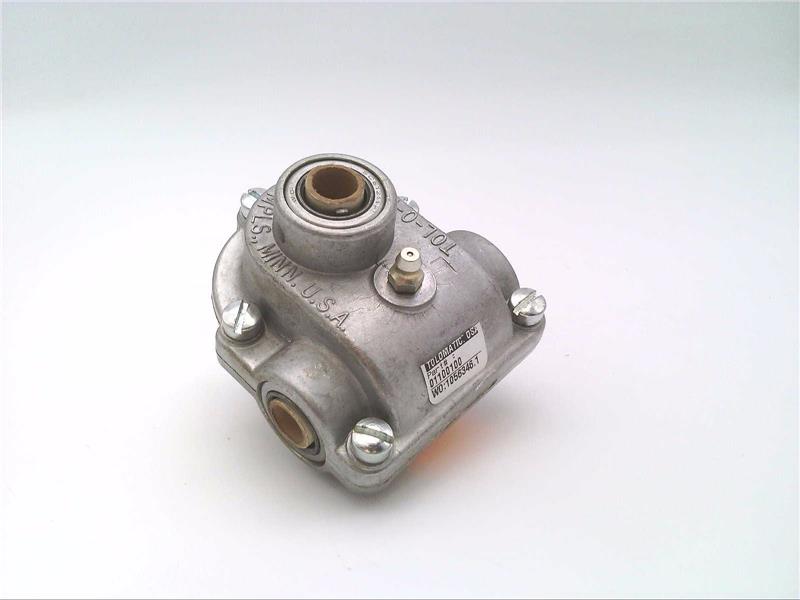 01100100 par TOL O MATIC