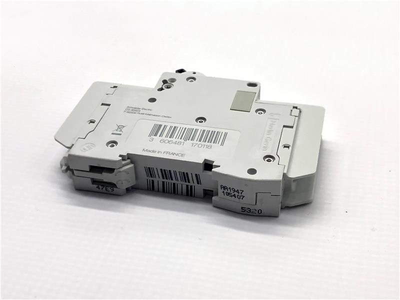 SCHNEIDER ELECTRIC M9F43115