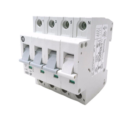 ALLEN BRADLEY 1492-SP3C400-N