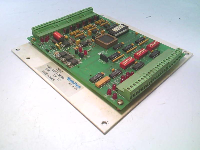 MD16 par SCHNEIDER ELECTRIC