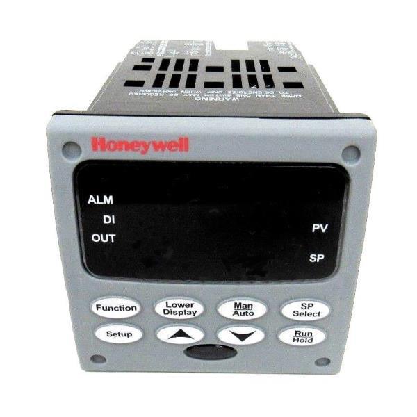 DC3200-CE-0A0R-200-10000-E0-0 par HONEYWELL