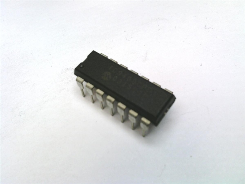 MICROCHIP TECHNOLOGY INC TC9400CPD