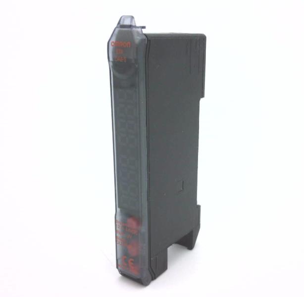 OMRON E3XDA8