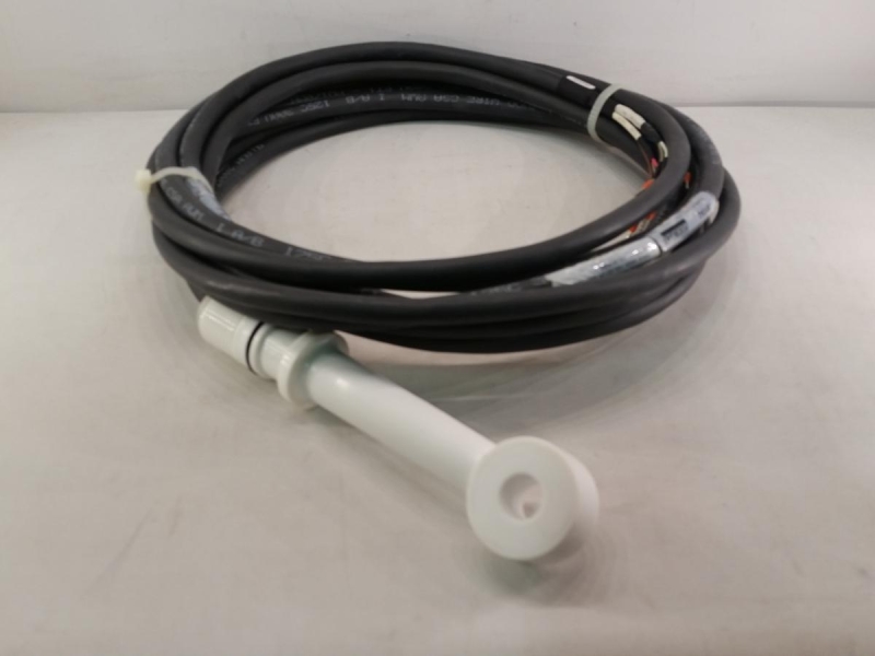 871EC-PT04 par INVENSYS