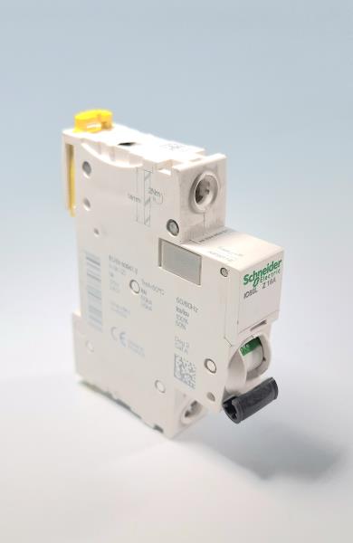 SCHNEIDER ELECTRIC A9F92163