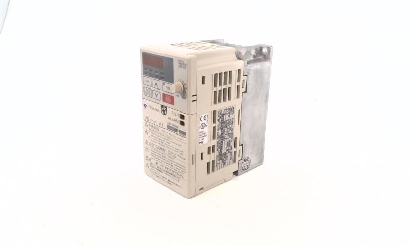 YASKAWA ELECTRIC CIMR-V7AA20P2
