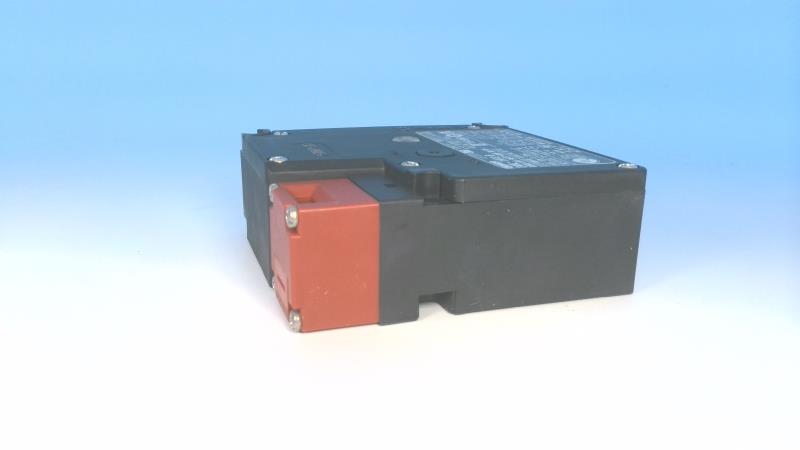 OMRON D4NL-1HFG-B