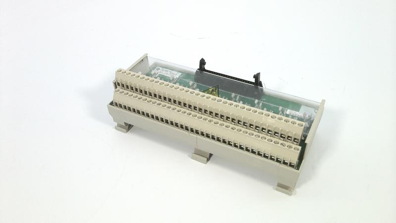 ALLEN BRADLEY 1492-IFM40F-FSA-4