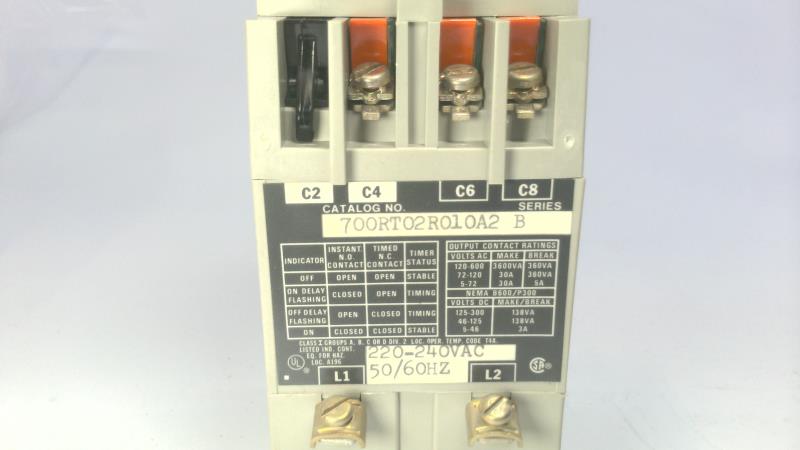 ALLEN BRADLEY 700-RT02R010A2