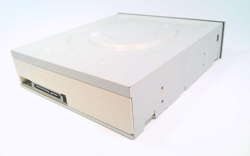 PLEXTOR PX-L890SA