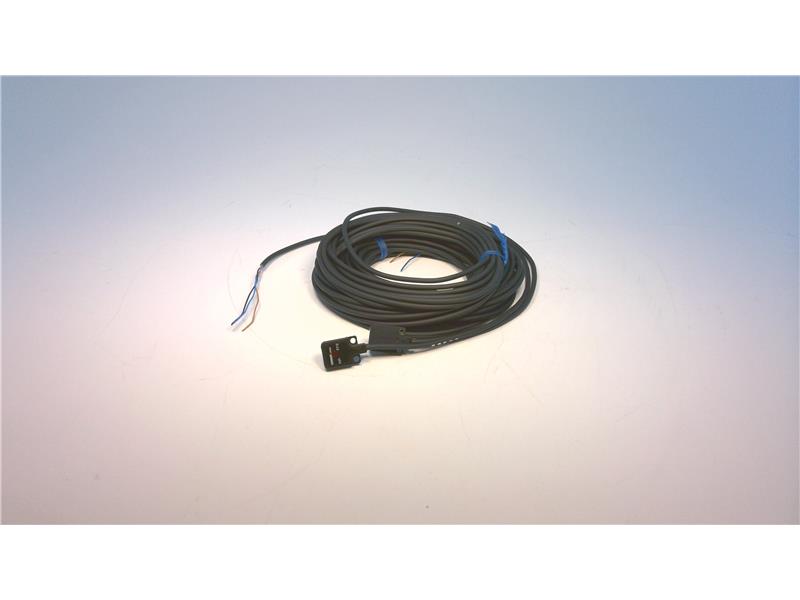 OMRON E3T-FT12 5M