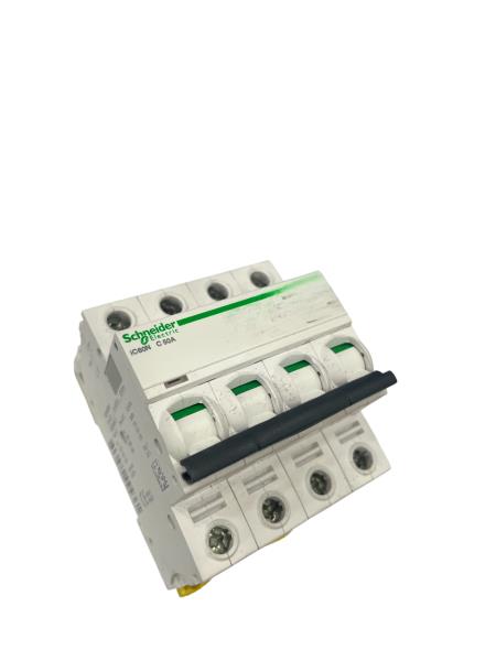 SCHNEIDER ELECTRIC A9F77450