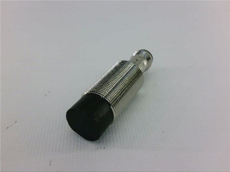 OMRON E2B-M18KN16-M1-B1