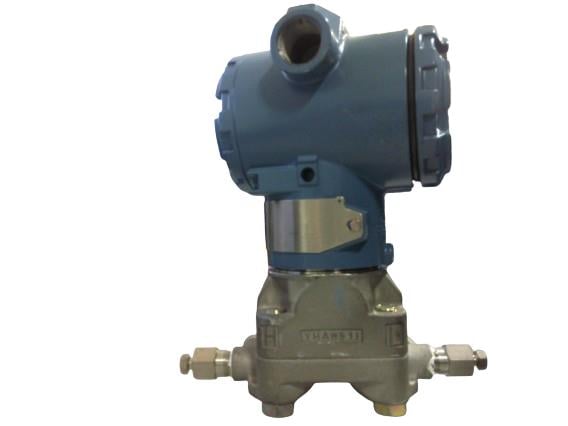 3051CD1A22A1AC6 por EMERSON