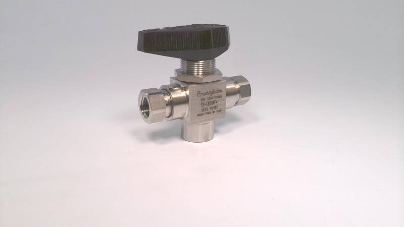 SWAGELOK SS-L83XKF4