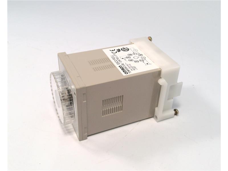 OMRON E5C2-R20J 100-120VAC 0-200