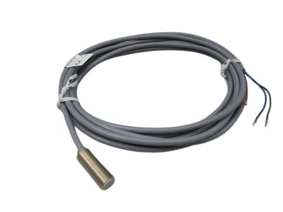 BES 516-329-E4-C-03 par BALLUFF