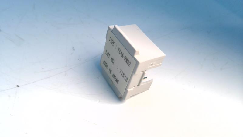 IDEC FC4A-PM32