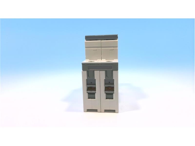 ALLEN BRADLEY 1492-CB2DG070