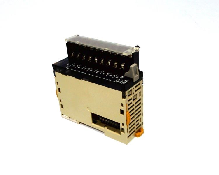 OMRON CJ1W-IA201