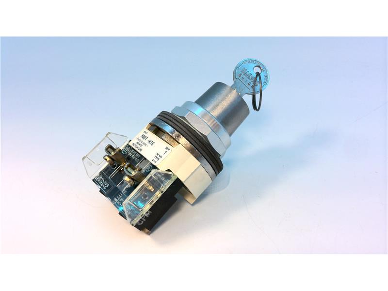 ALLEN BRADLEY 800T-H36D2