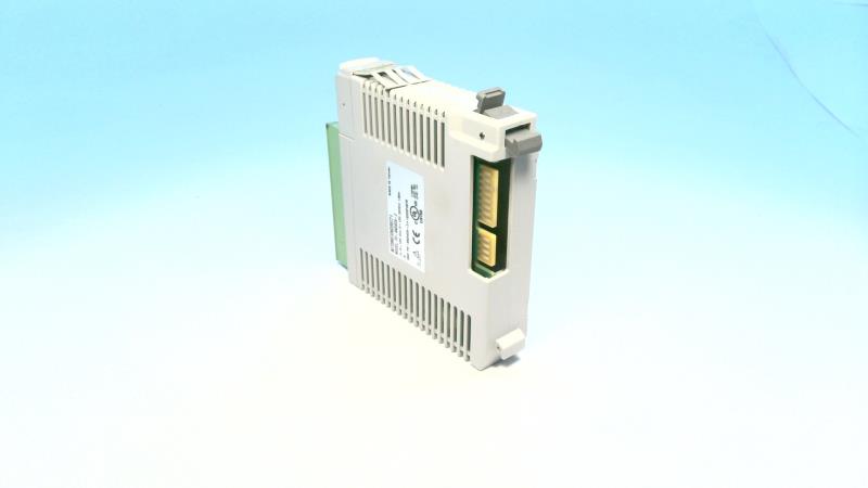 AUTOMATION DIRECT P2-8AD4DA-2