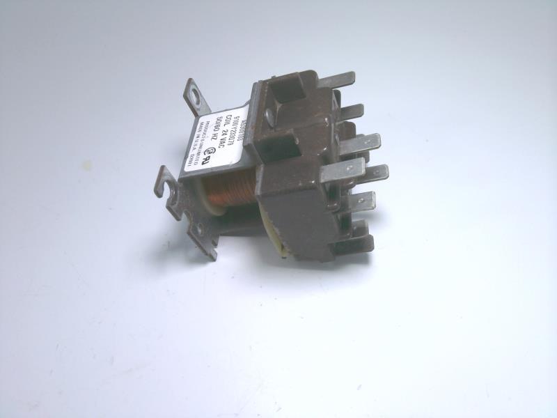 TYCO 9100-Y233Q79