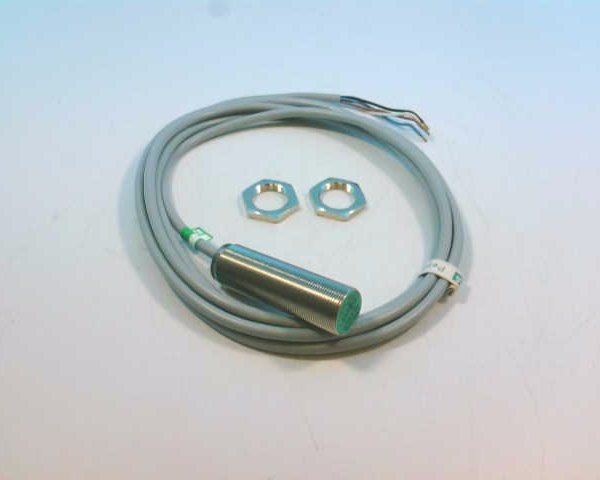 PEPPERL & FUCHS NBB5-18GM60-A0