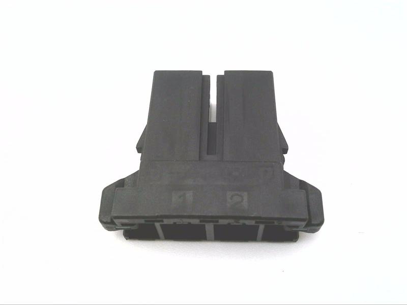 1-1747276-2 par TE CONNECTIVITY