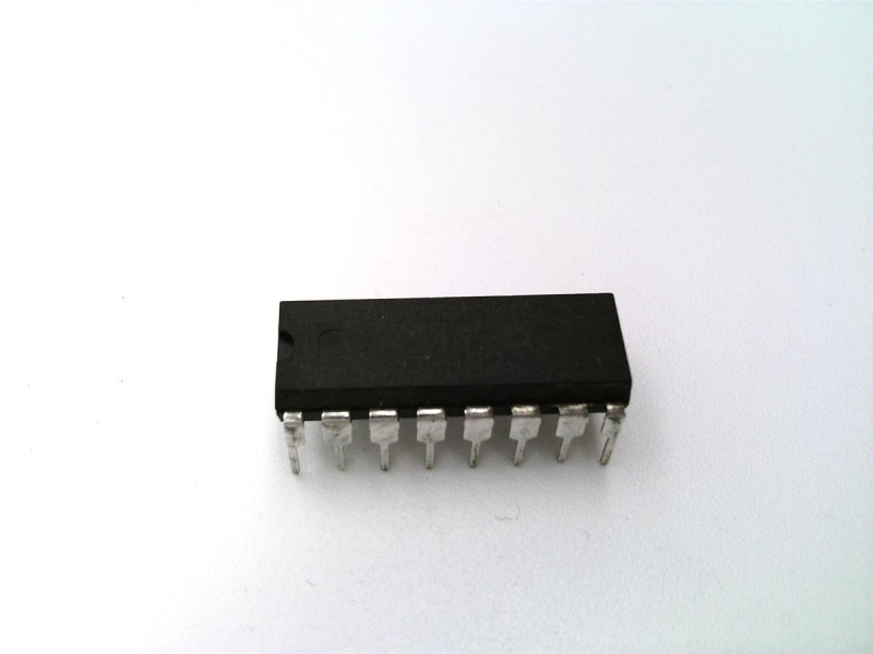 ANALOG DEVICES AD7502KN
