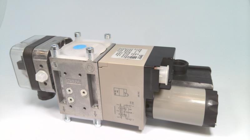 224919 W/DMV-ZRD701/612 Hydraulic Valve by DUNGS