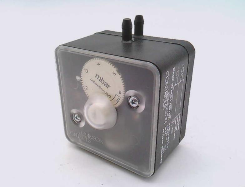 JOHNSON CONTROLS P33XB-9200