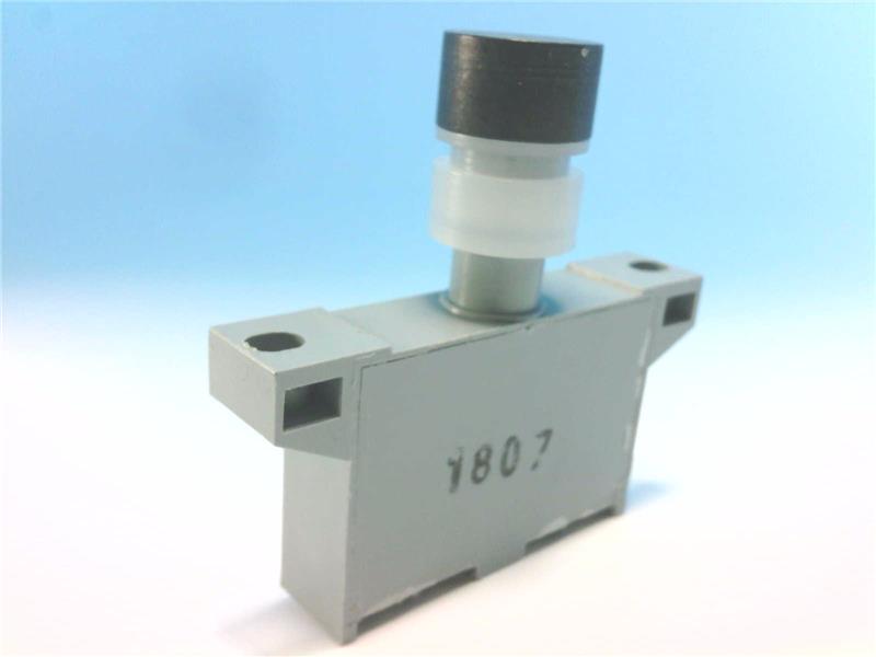 BALLUFF BES 517-142-Y-RK