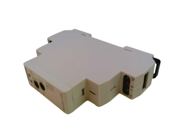 SCHNEIDER ELECTRIC 841CS1-UNI