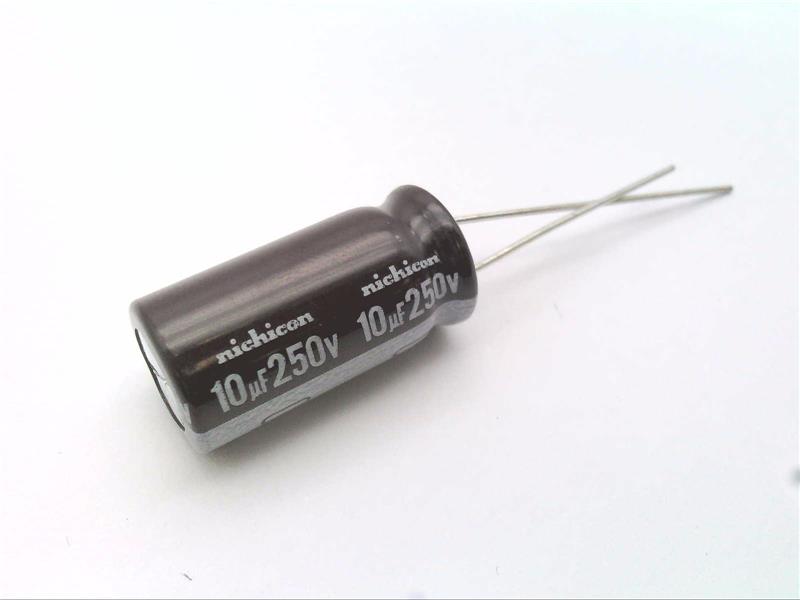 UPS2E100MPD par NICHICON