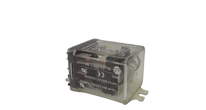 ALLEN BRADLEY 700-HHF62A24