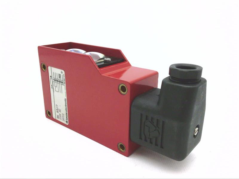 LEUZE RK85/7
