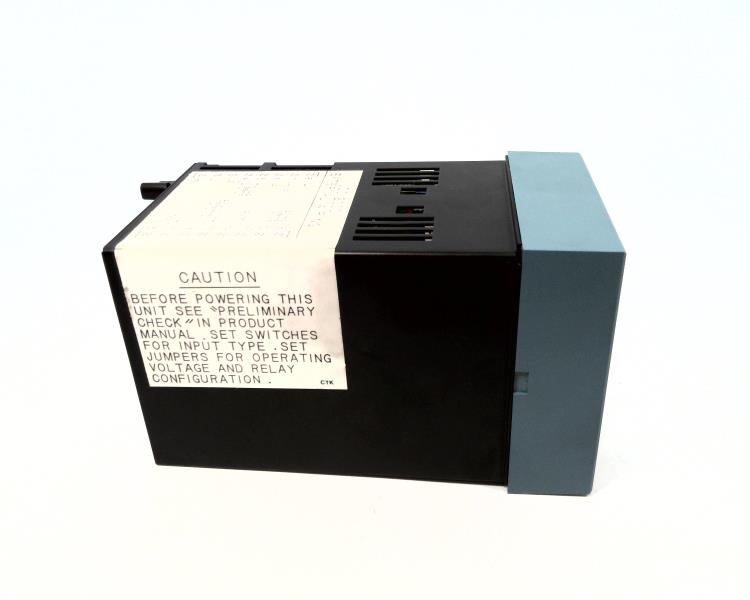 DC2003-0-0000-0000-00-0122 Temperature/Process Control by HONEYWELL