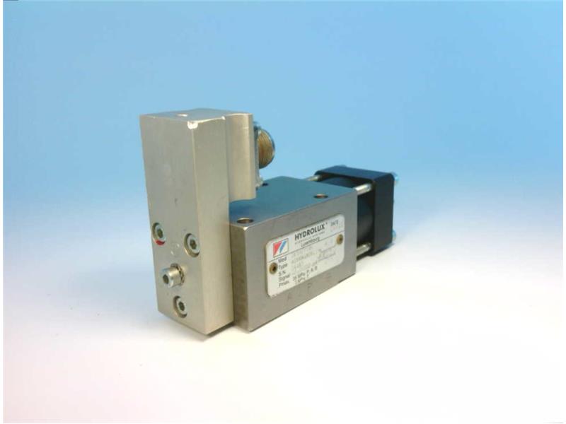 MOOG D633E714A