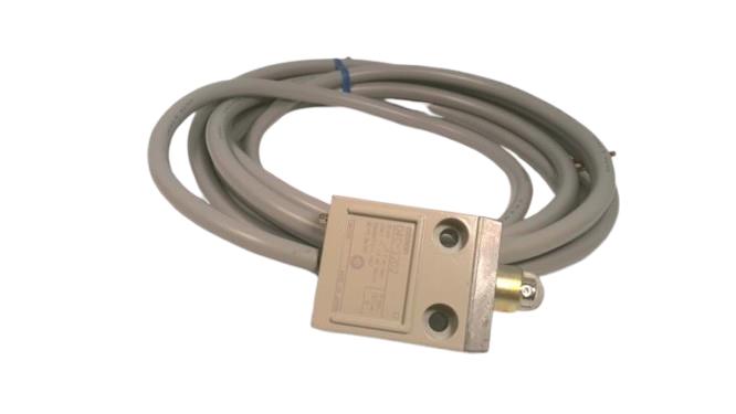 OMRON D4C-3202
