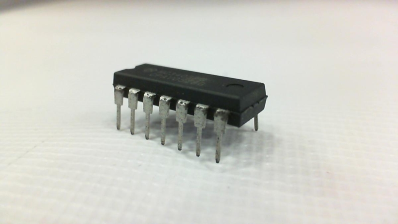 ON SEMICONDUCTOR MC3403PG
