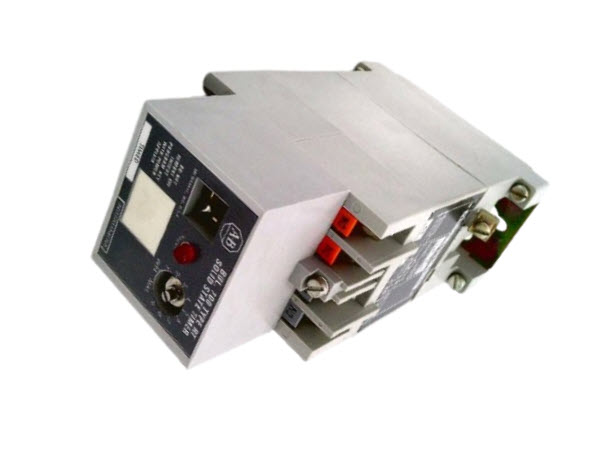 ALLEN BRADLEY 700-RT20N020A1