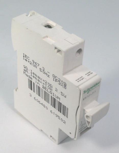 SCHNEIDER ELECTRIC A9N15635