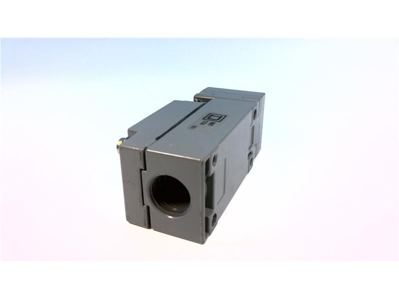 SCHNEIDER ELECTRIC 9007-C84N2